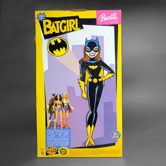 Retro Batgirl 12" Doll - Picture 11 of 12